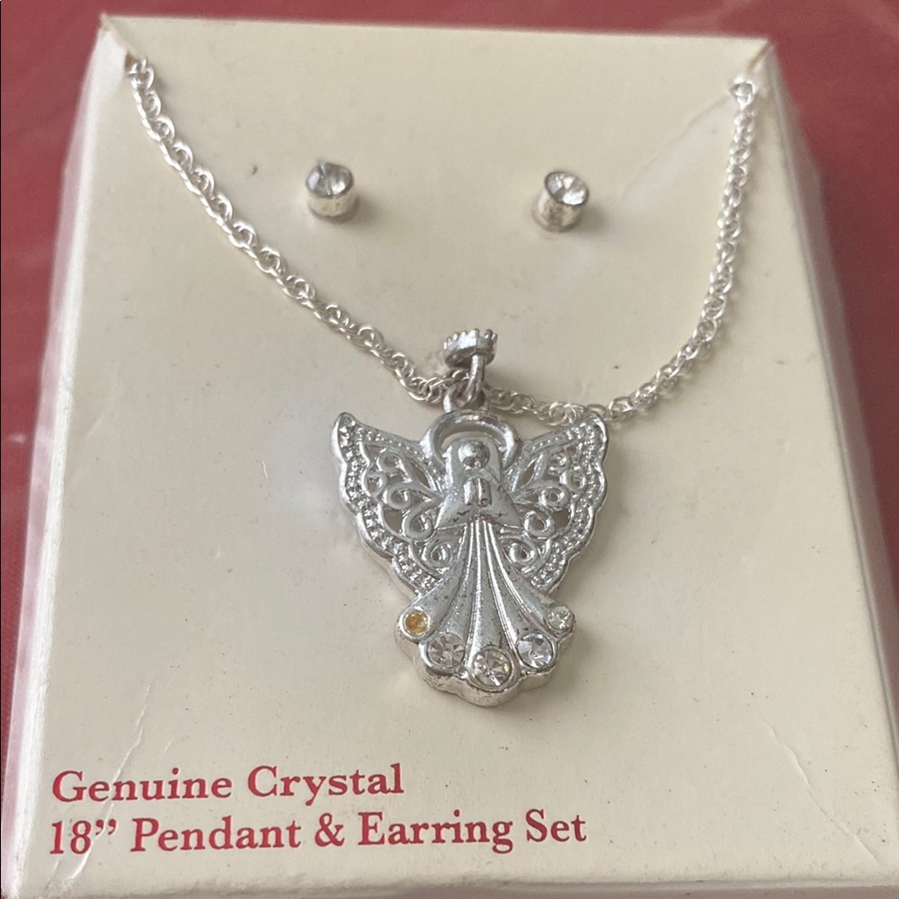 18” Silver Angel Pendant & Earring Set